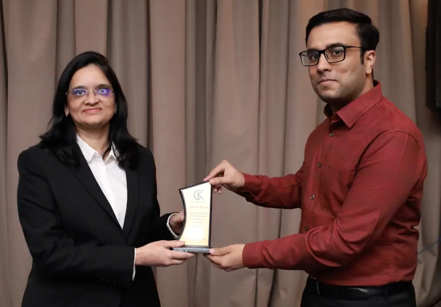 award-2